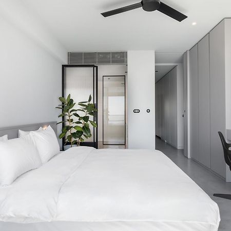 Nero Luxury Suites By Zennova Salonic Exterior foto