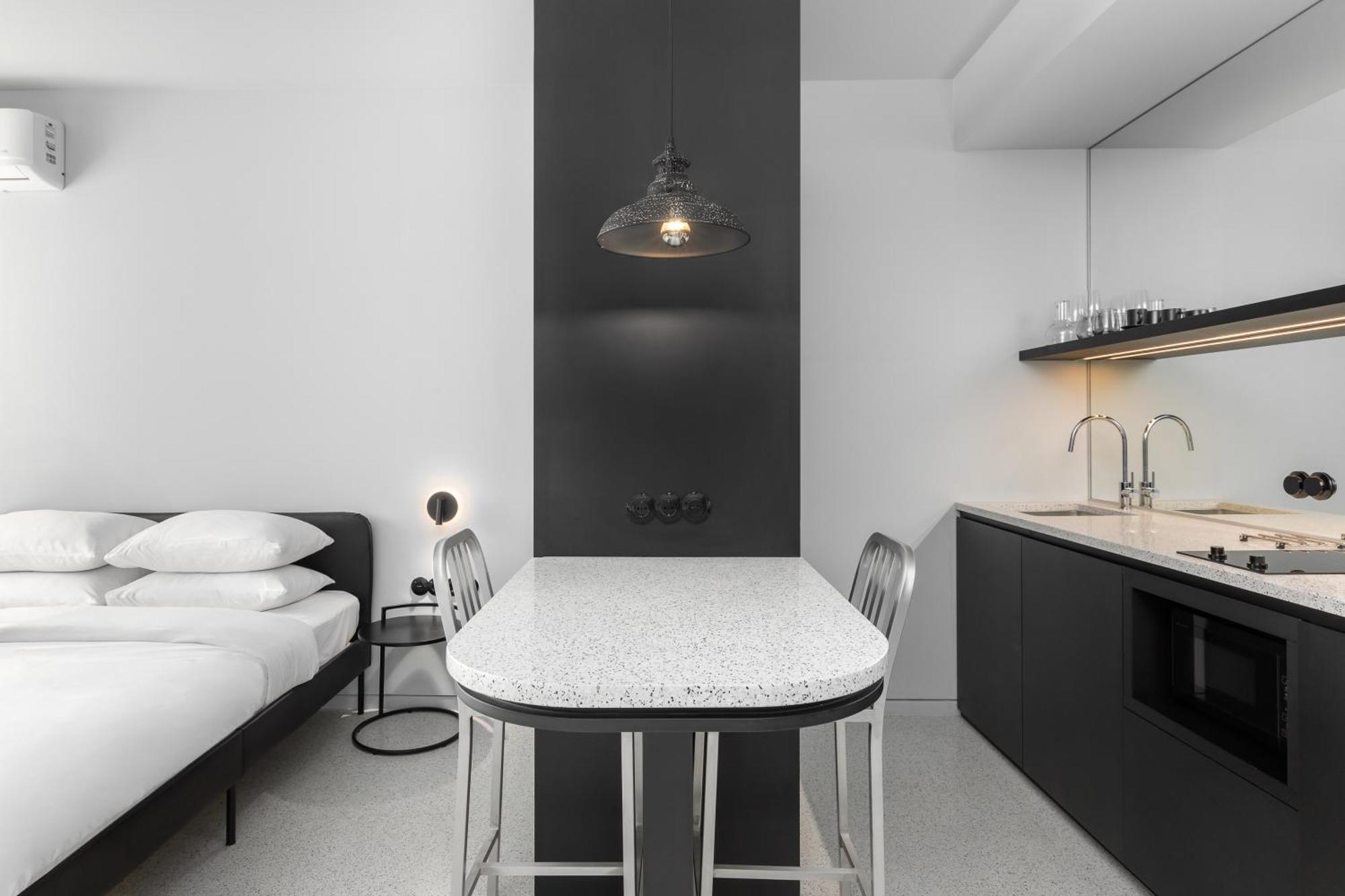 Nero Luxury Suites By Zennova Salonic Exterior foto